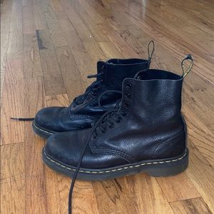 Dr. Martens 1460 Pascal 8-Eye Boot